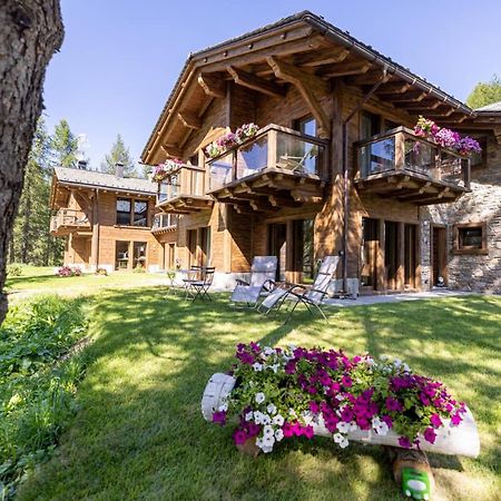 Chalet Imbosc'ché - B&B in beautiful surroundings Livigno Exterior foto