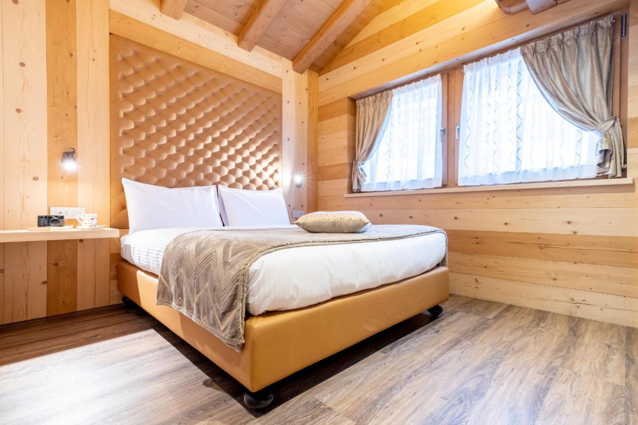 Chalet Imbosc'ché - B&B in beautiful surroundings Livigno Exterior foto