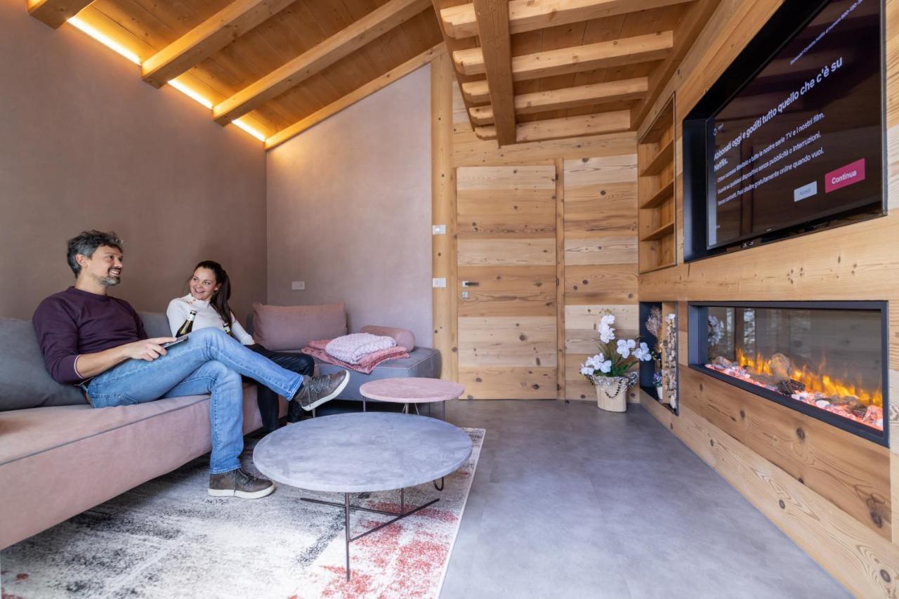Chalet Imbosc'ché - B&B in beautiful surroundings Livigno Exterior foto