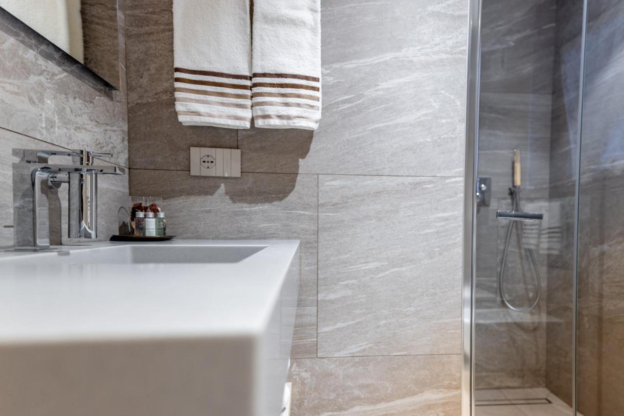 Chalet Imbosc'ché - B&B in beautiful surroundings Livigno Exterior foto